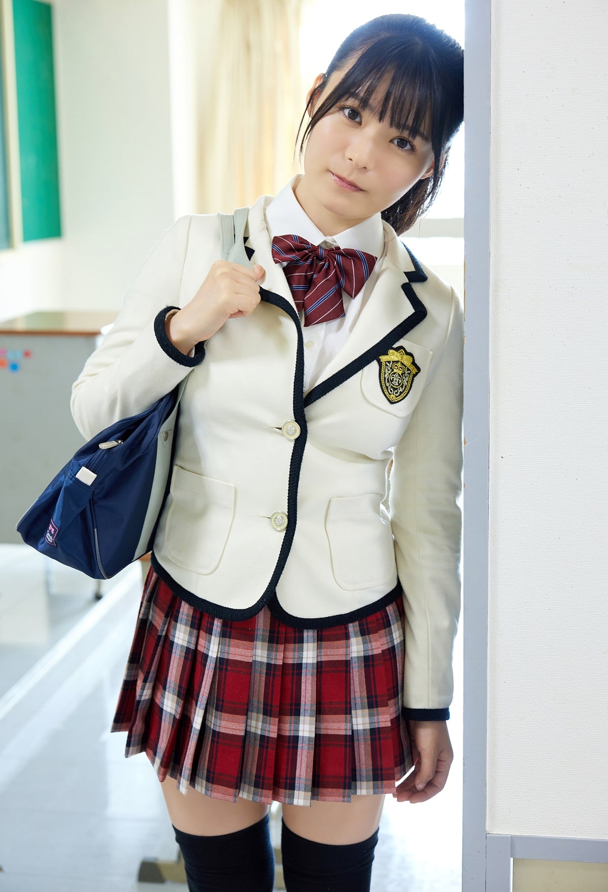 Japanese Idol Mizuki Hoshina Released gravure photo book Everyone has gone home PixiBB (56)